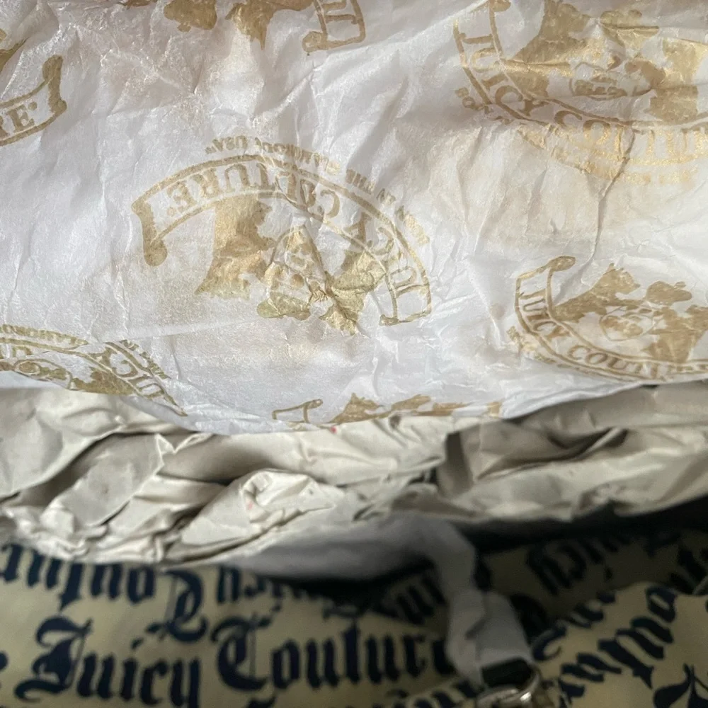 Juicy Couture Bag💕 - Picture 15 of 16